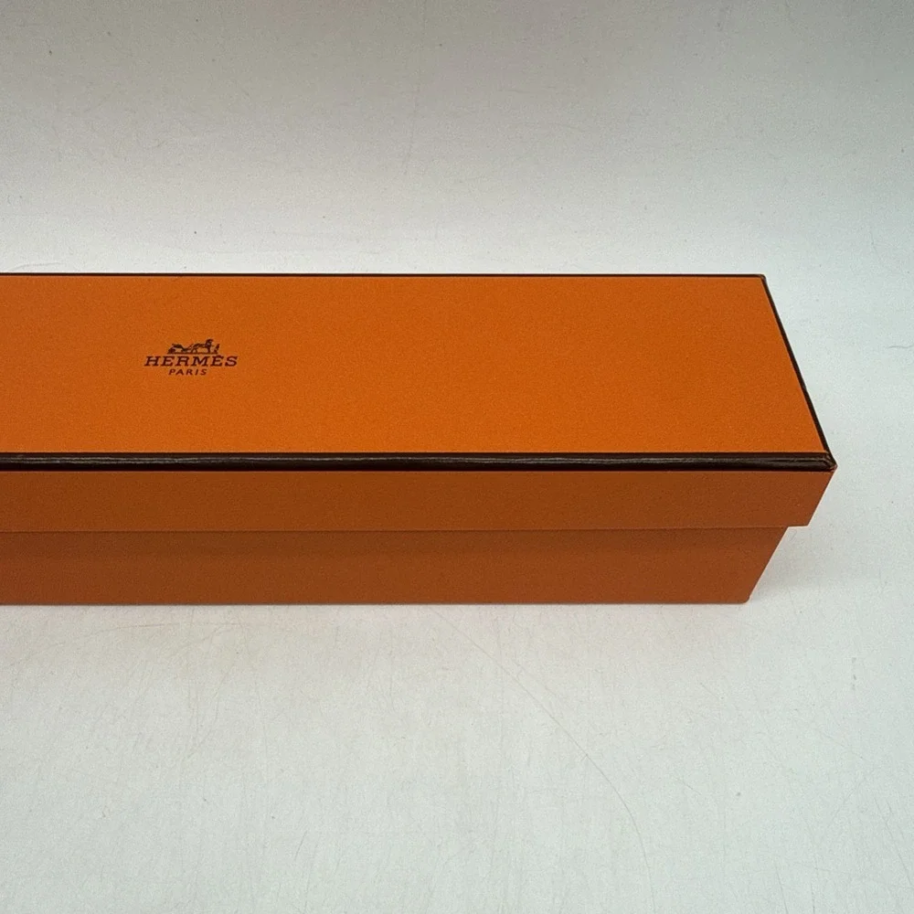 Hermes Box Empty Rectangle ~10.5